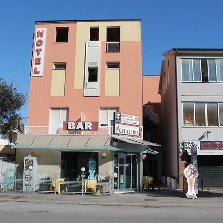 Hotel Mazzocchetti Città Sant’Angelo Kültér fotó