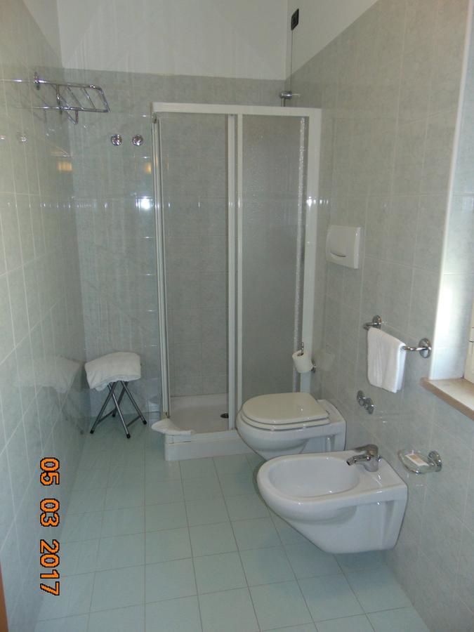 Hotel Mazzocchetti Città Sant’Angelo Kültér fotó