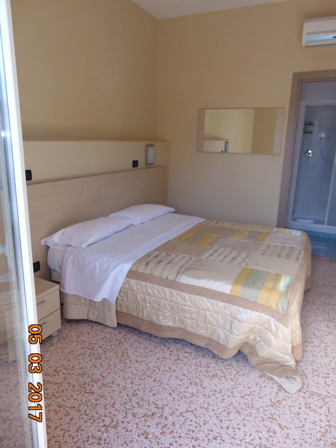 Hotel Mazzocchetti Città Sant’Angelo Kültér fotó