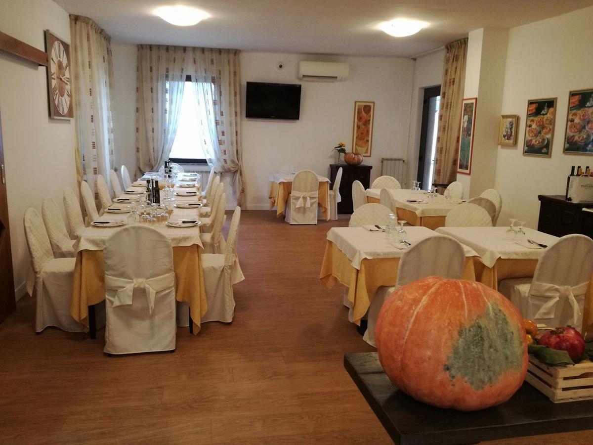 Hotel Mazzocchetti Città Sant’Angelo Kültér fotó